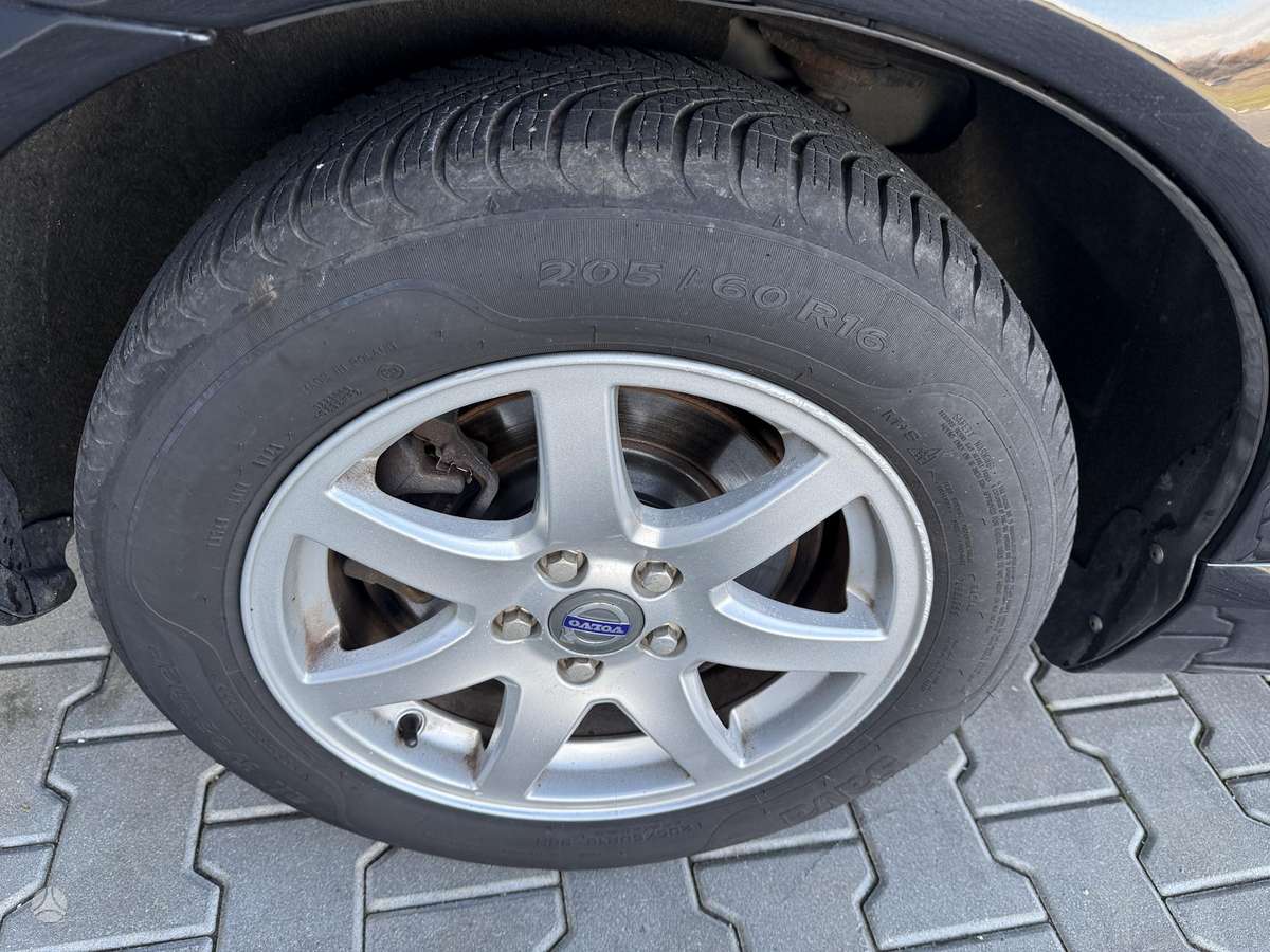 Volvo V70, 2.0 l., Универсал