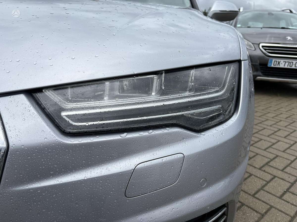 Audi A7, 3.0 l., hatchback