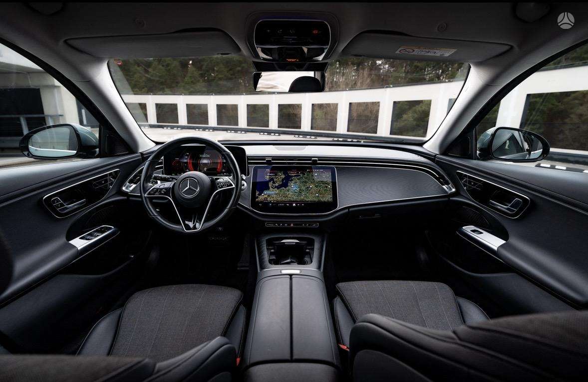 Mercedes-Benz E300, 2.0 l., Универсал