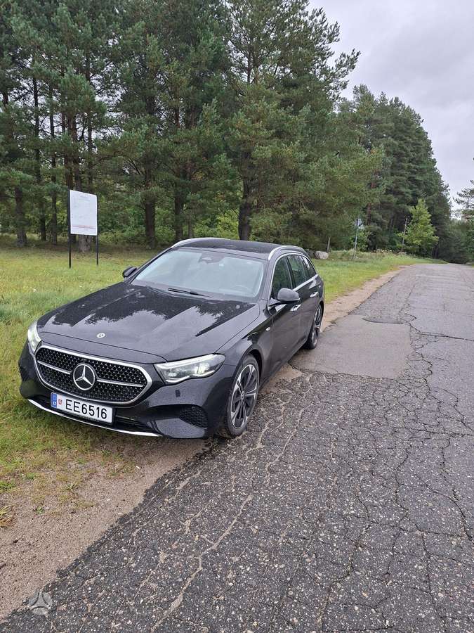 Mercedes-Benz E300, 2.0 l., wagon