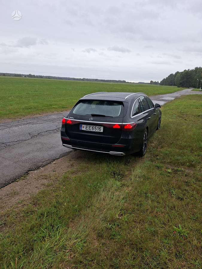 Mercedes-Benz E300, 2.0 l., Универсал