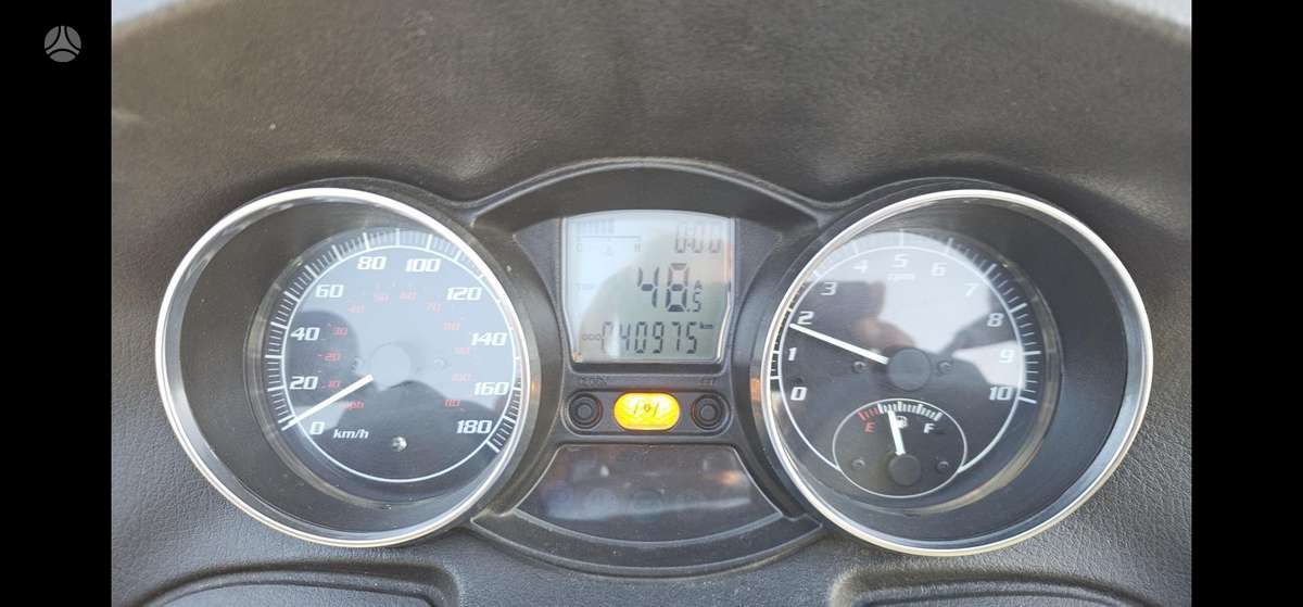 Piaggio MP3 500cc, трициклы