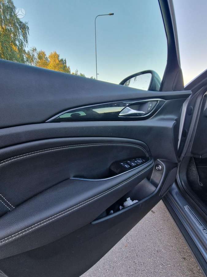 Opel Insignia, 1.6 l., Универсал
