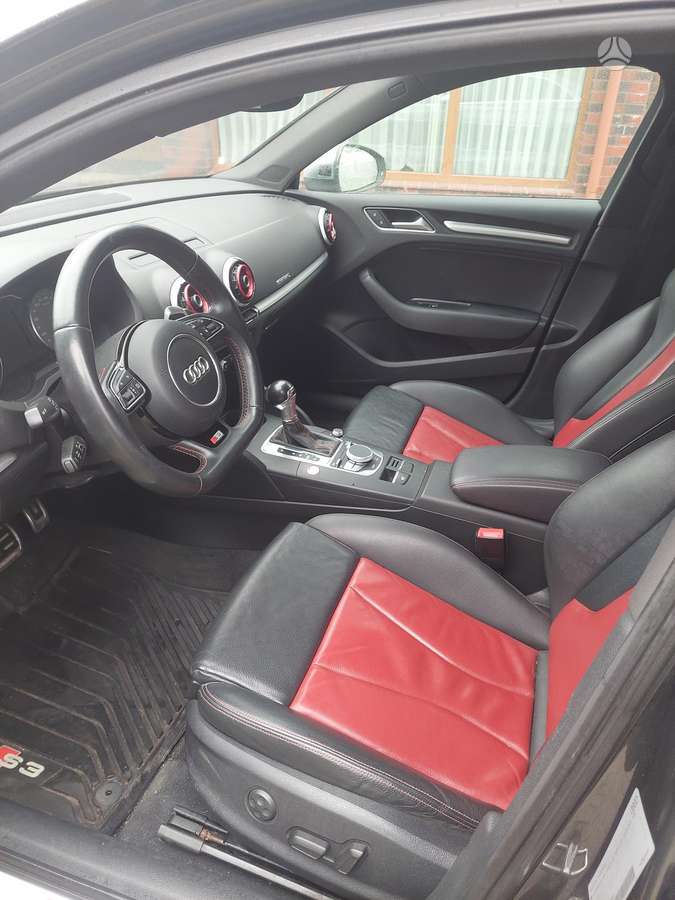 Audi S3, 2.0 l., Седан