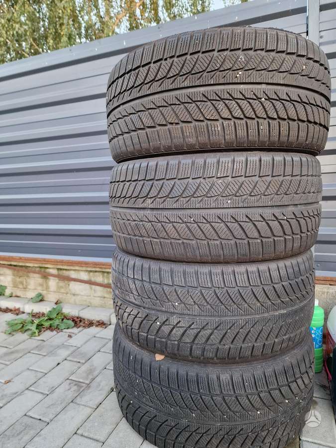 Goodride Snowmaster, winter 245/30 R20