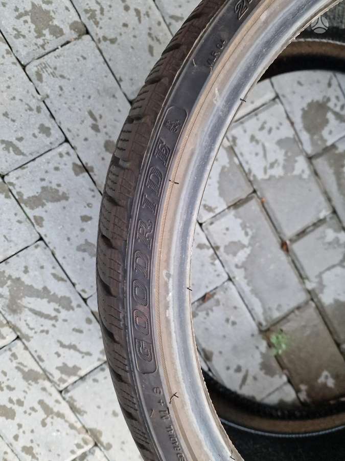 Goodride Snowmaster, зимние 245/30 R20