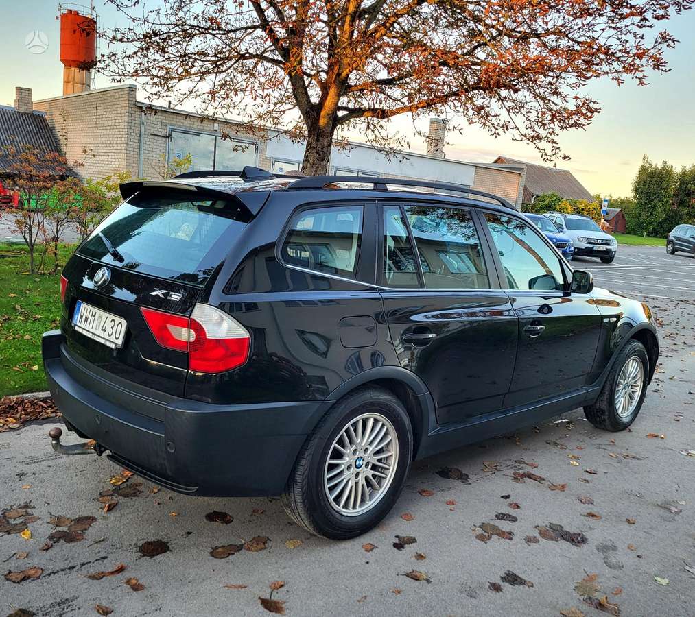BMW X3, 2.5 l., off-road / crossover