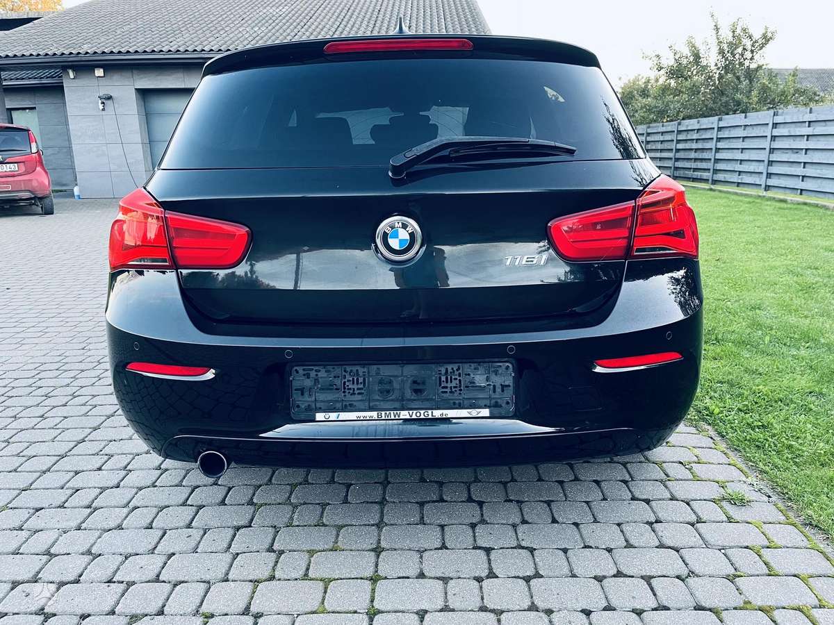 BMW 116, 1.5 l., Хэтчбек