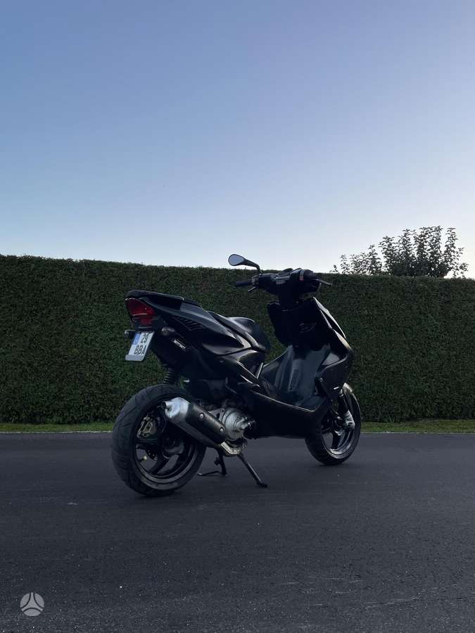 Yamaha Aerox 49cc, мотороллеры / мопеды