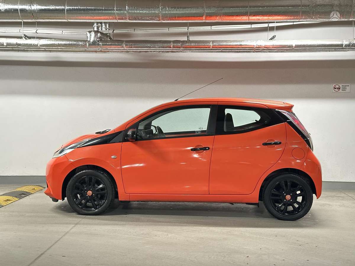 Toyota Aygo, 1.0 l., hatchback