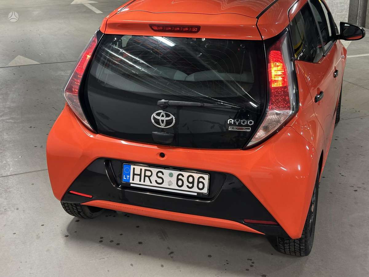 Toyota Aygo, 1.0 l., hatchback