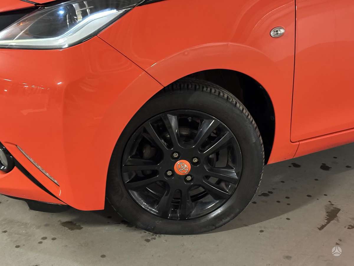Toyota Aygo, 1.0 l., hatchback