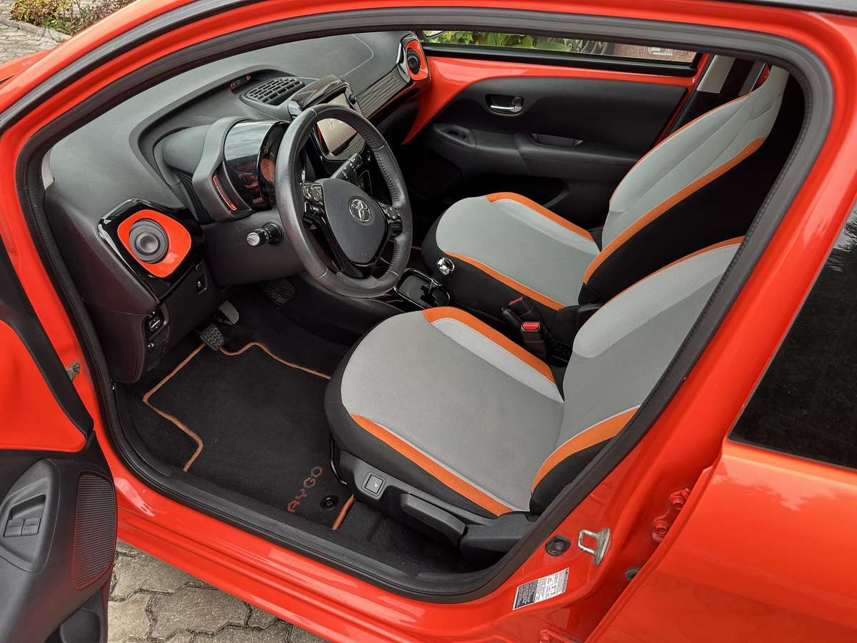 Toyota Aygo, 1.0 l., hatchback