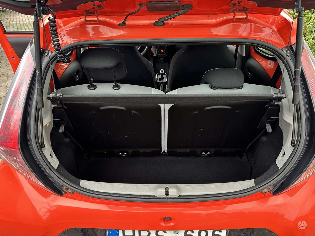 Toyota Aygo, 1.0 l., hatchback