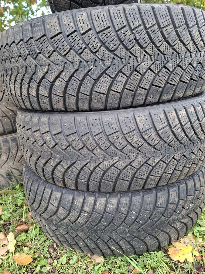 Falken, winter 215/60 R17