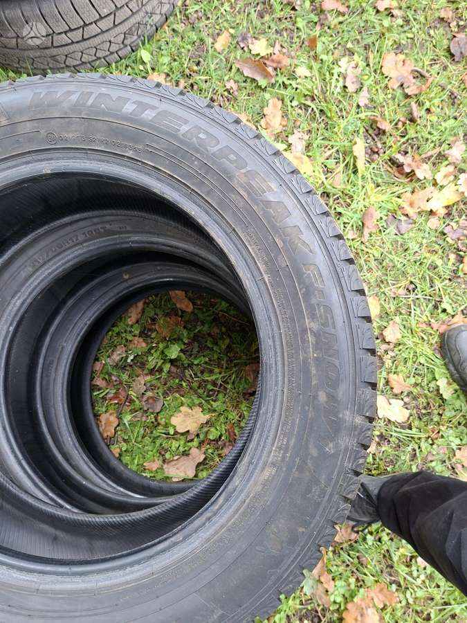 Falken, зимние 215/60 R17