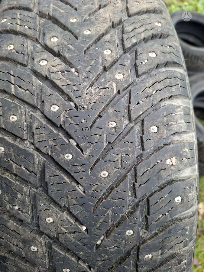Nokian, зимние 235/65 R17