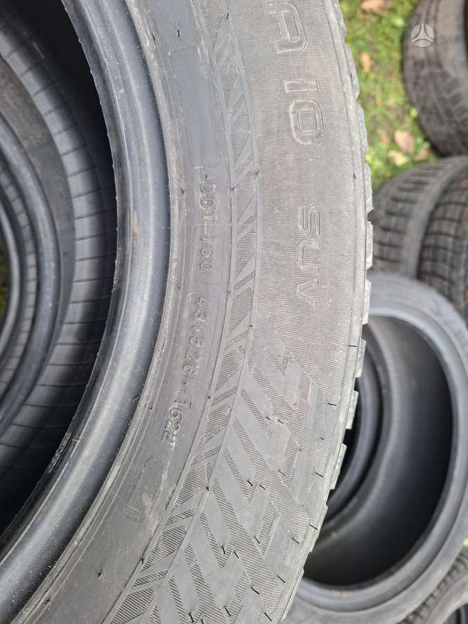 Nokian, žieminės 235/65 R17
