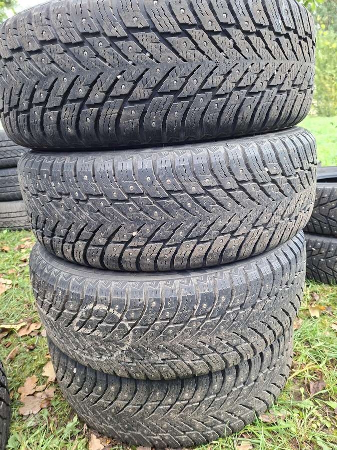 Nokian, žieminės 235/65 R17