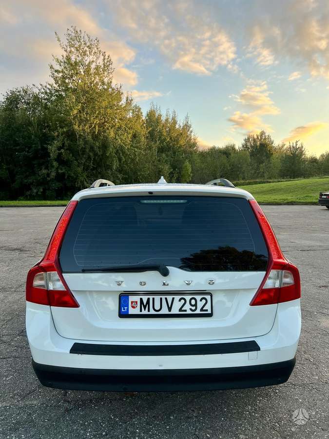 Volvo V70, 2.0 l., Универсал