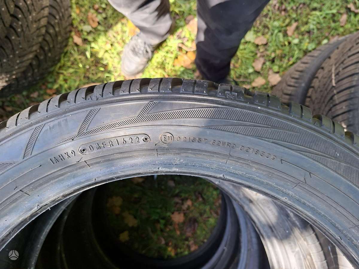 Falken, žieminės 215/50 R19