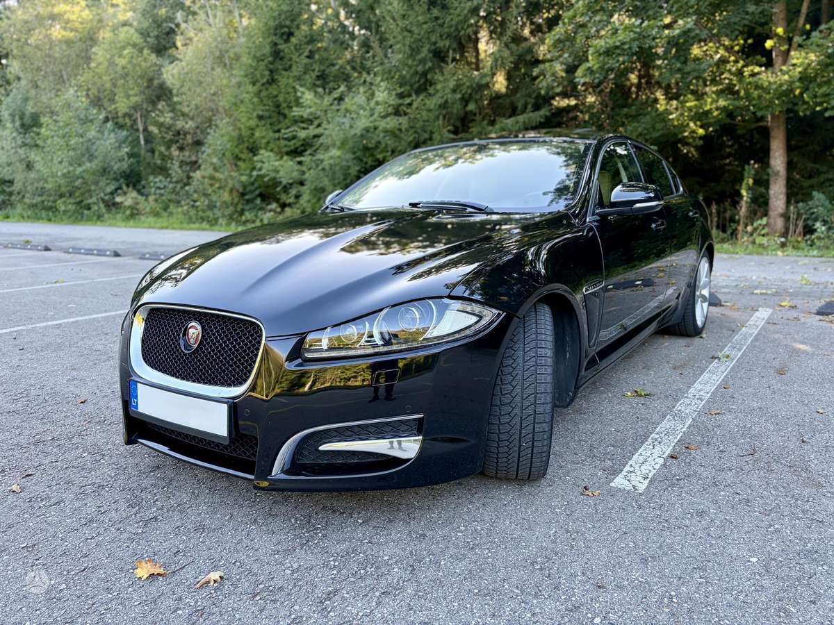 Jaguar XF, 3.0 l., Седан