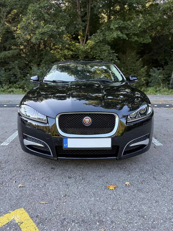 Jaguar XF, 3.0 l., Седан