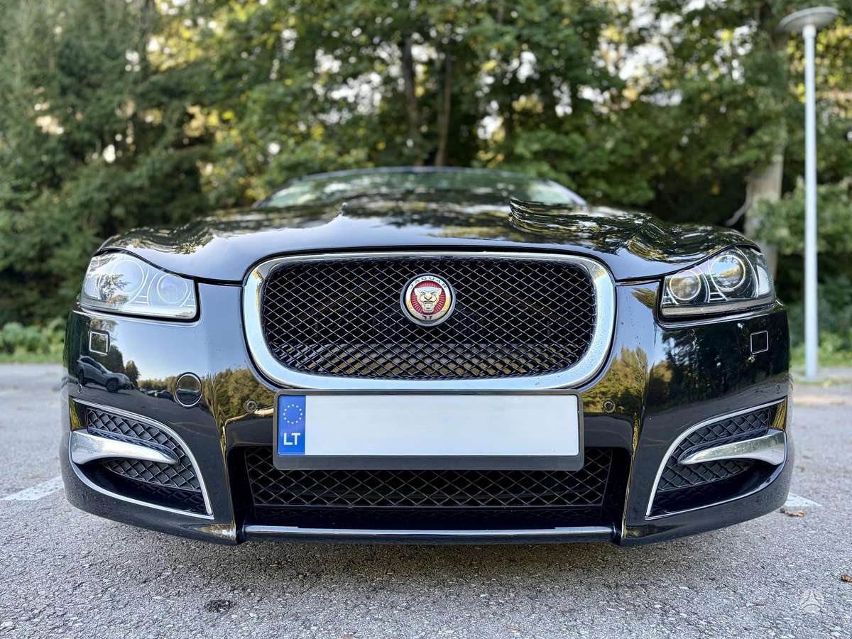 Jaguar XF, 3.0 l., Седан