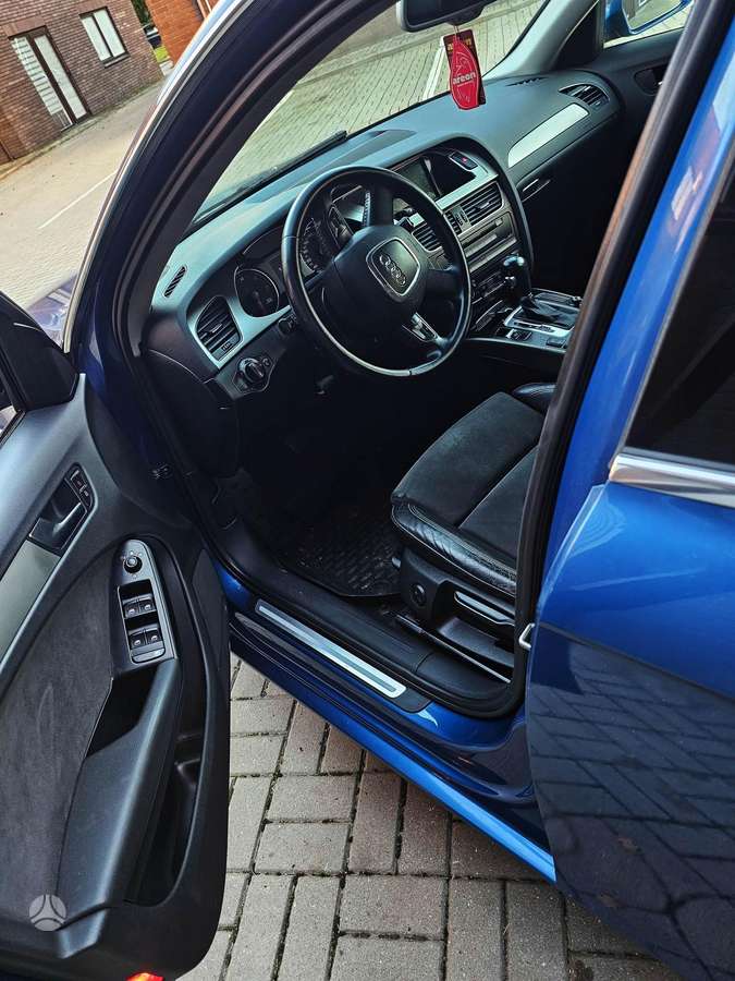 Audi A4, 2.0 l., Универсал
