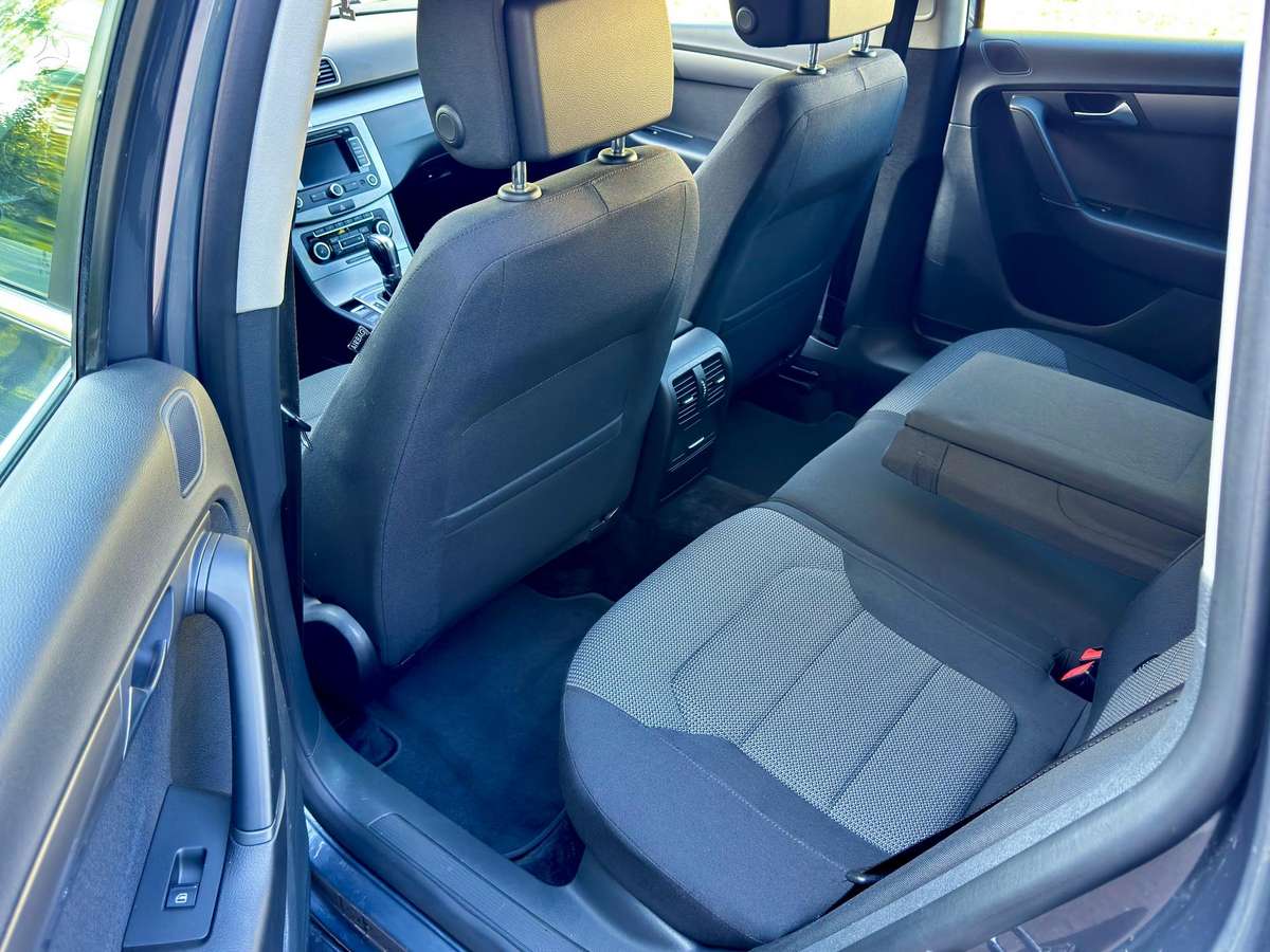 Volkswagen Passat, 2.0 l., Универсал