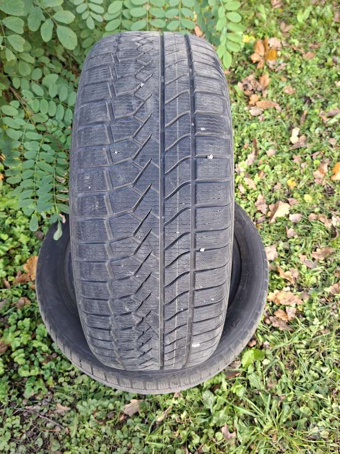 Goodride, žieminės 235/50 R19