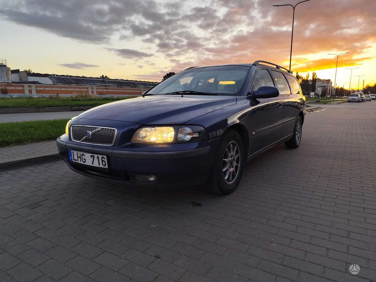 Volvo V70, 2.4 l., Универсал