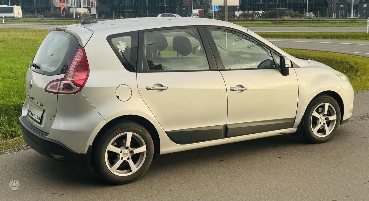 Renault Megane, 1.5 l., Минивэн