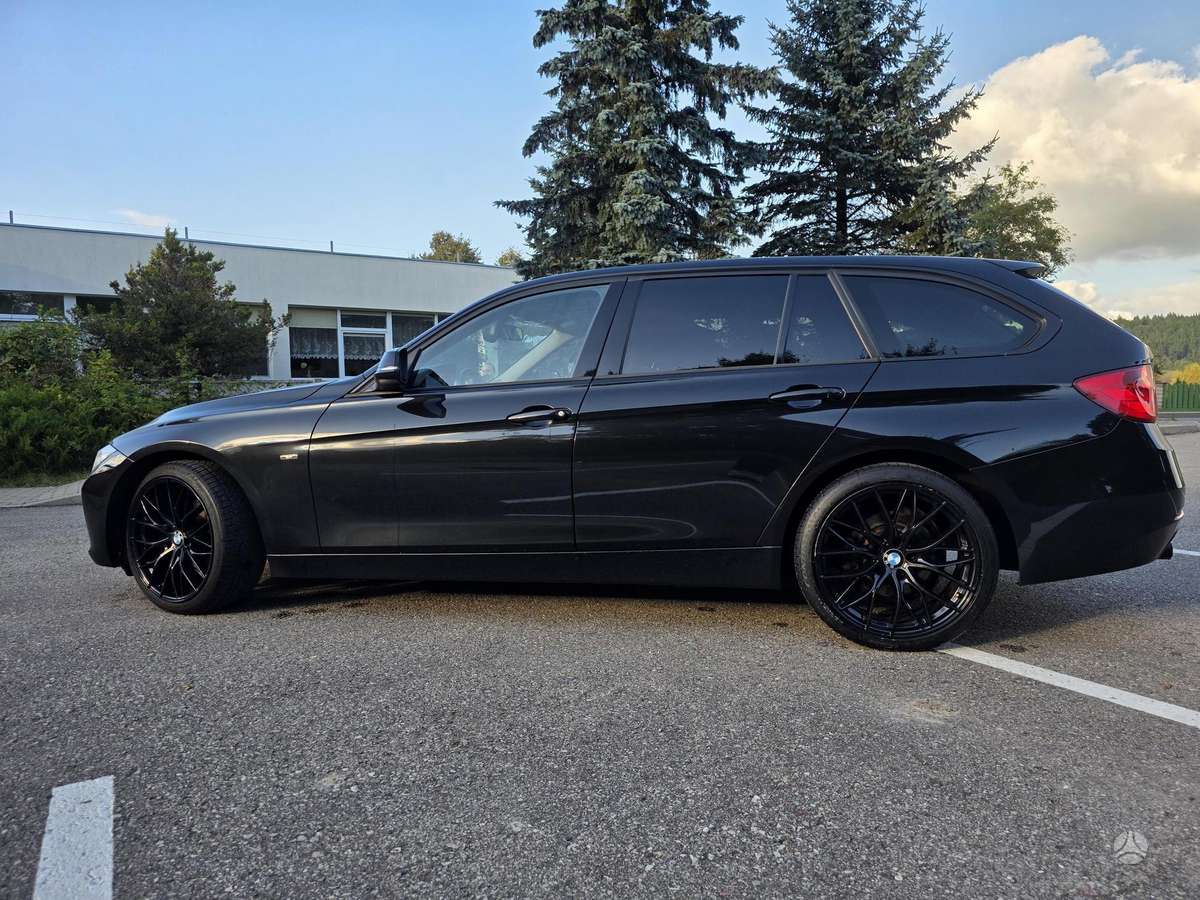 BMW 320, 2.0 l., wagon
