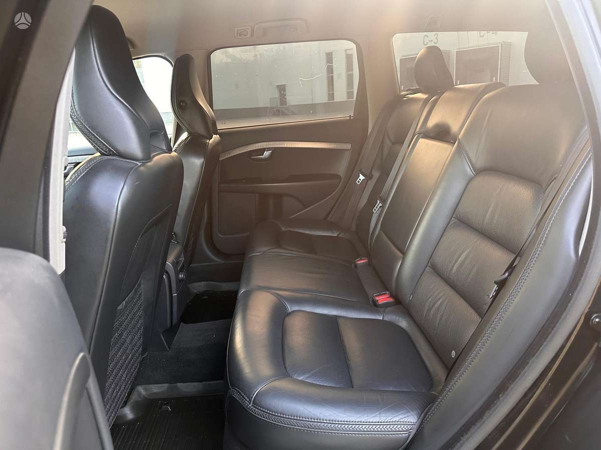 Volvo XC70, 2.4 l., Универсал