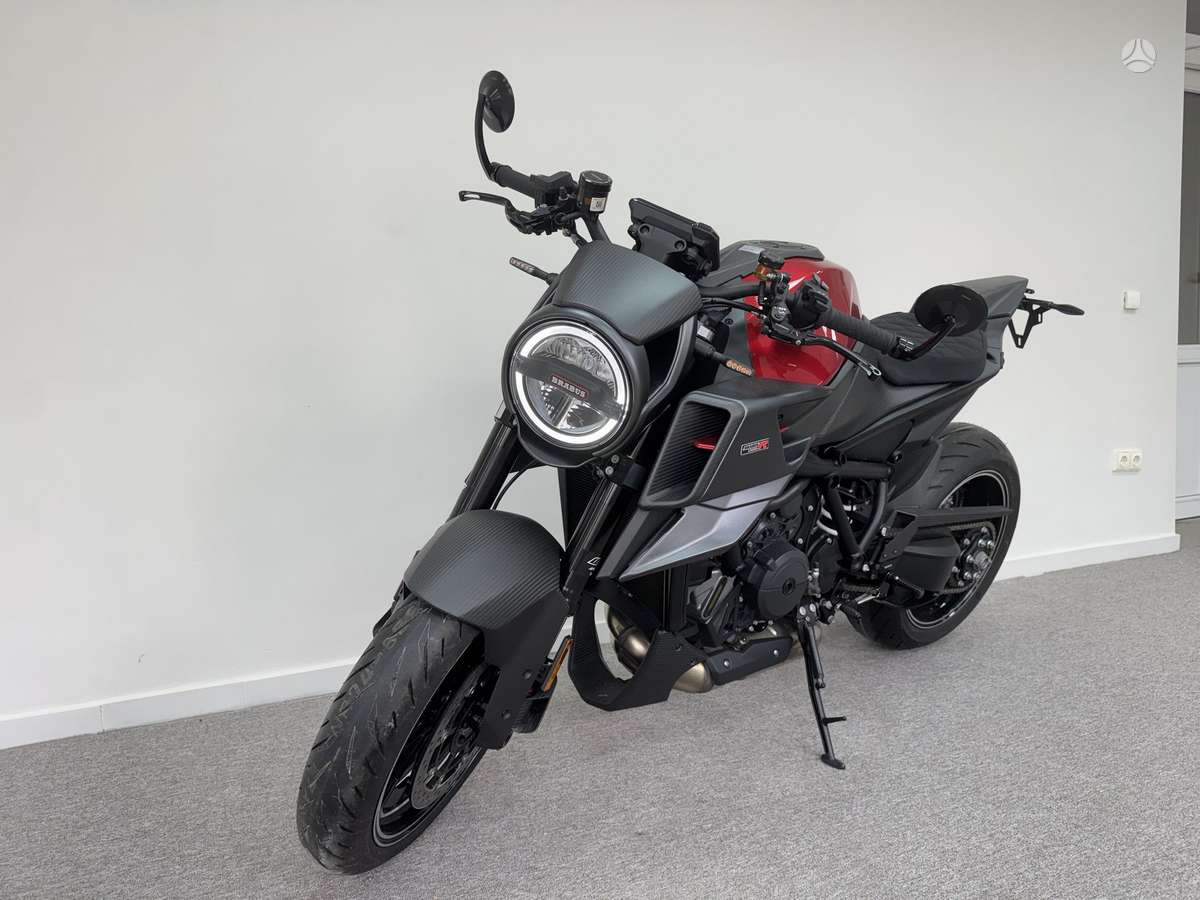 KTM Super Duke 1301cc, supermoto