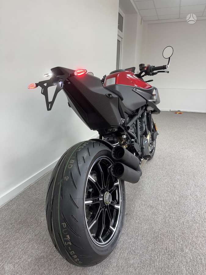 KTM Super Duke 1301cc, supermoto