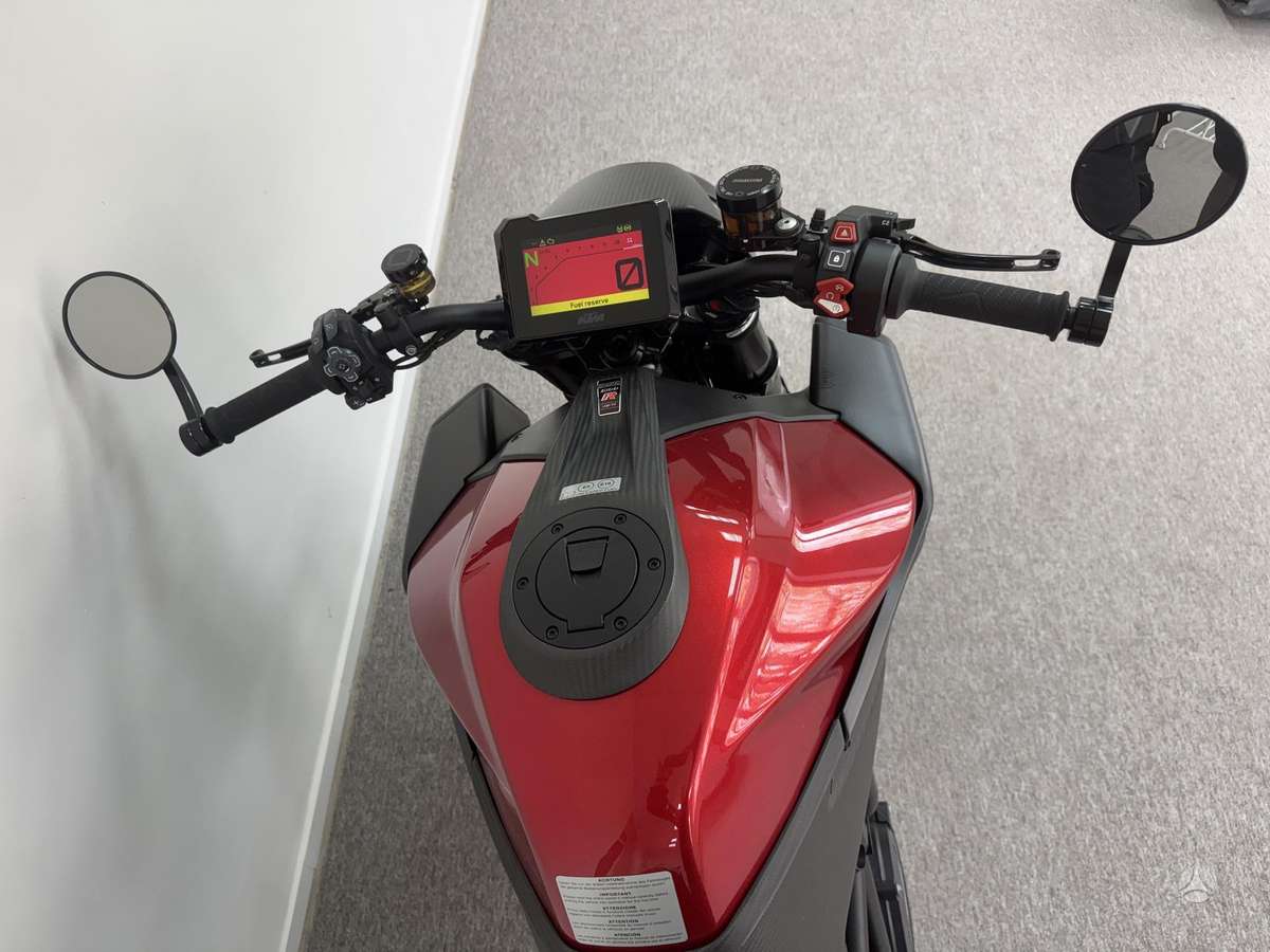KTM Super Duke 1301cc, supermoto