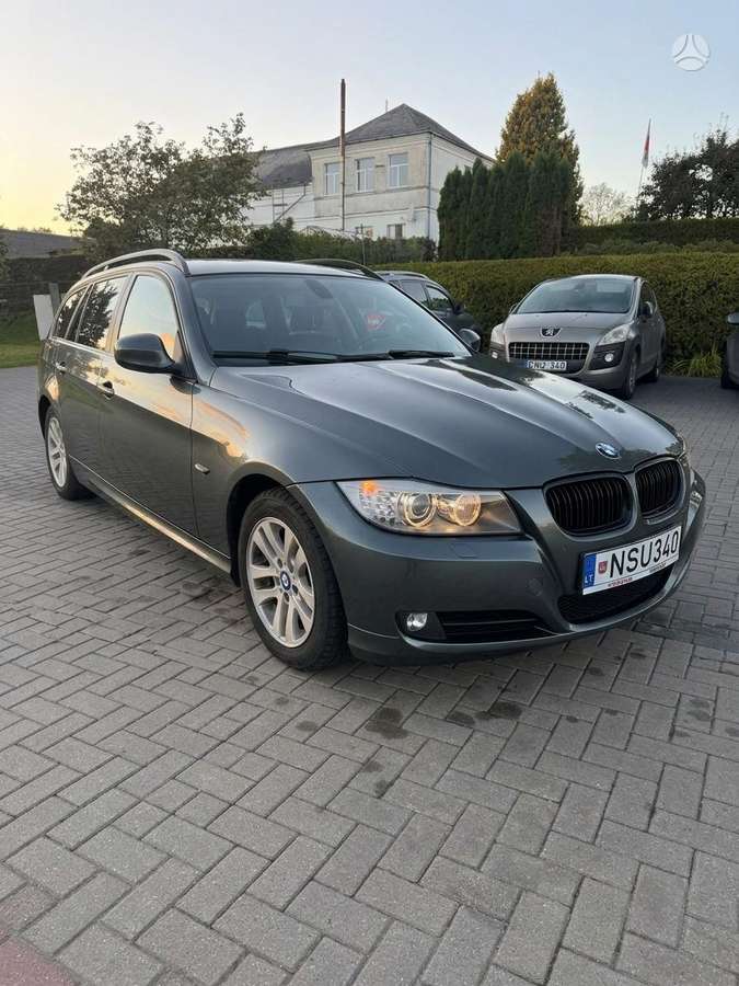 BMW 318, 2.0 l., universalas