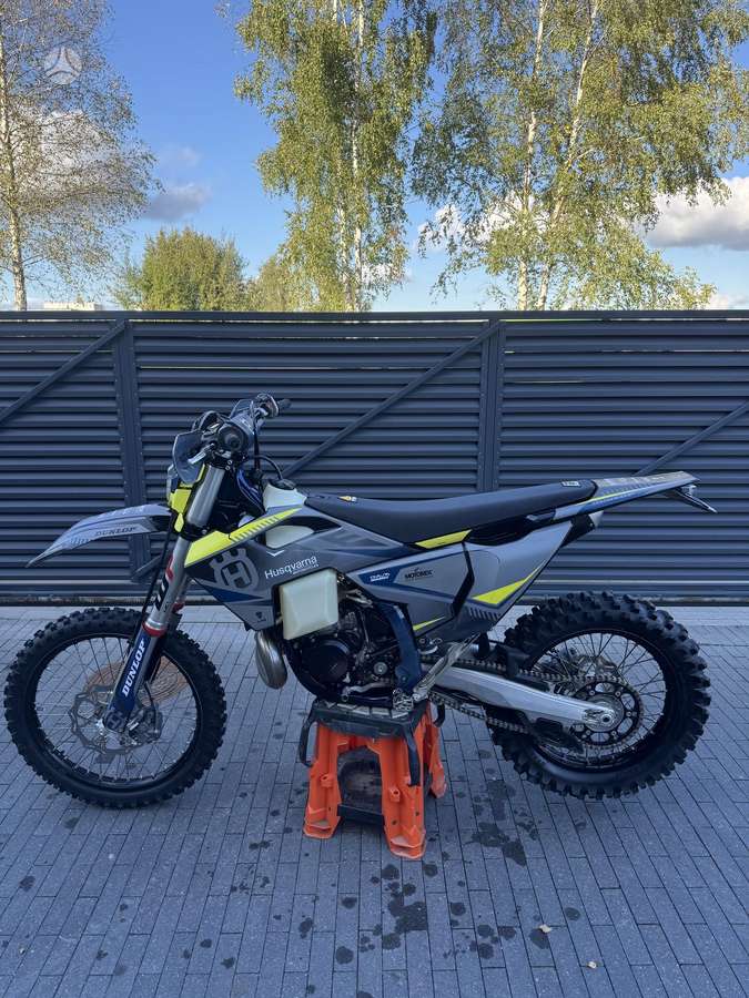 Husqvarna TE 250cc, enduro / adventure
