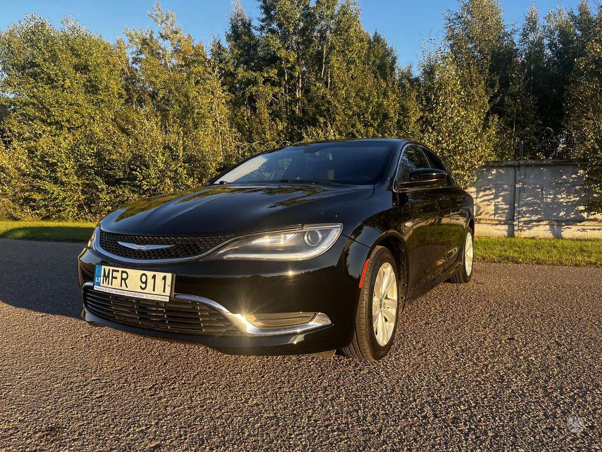 Chrysler 200, 2.4 l., Седан