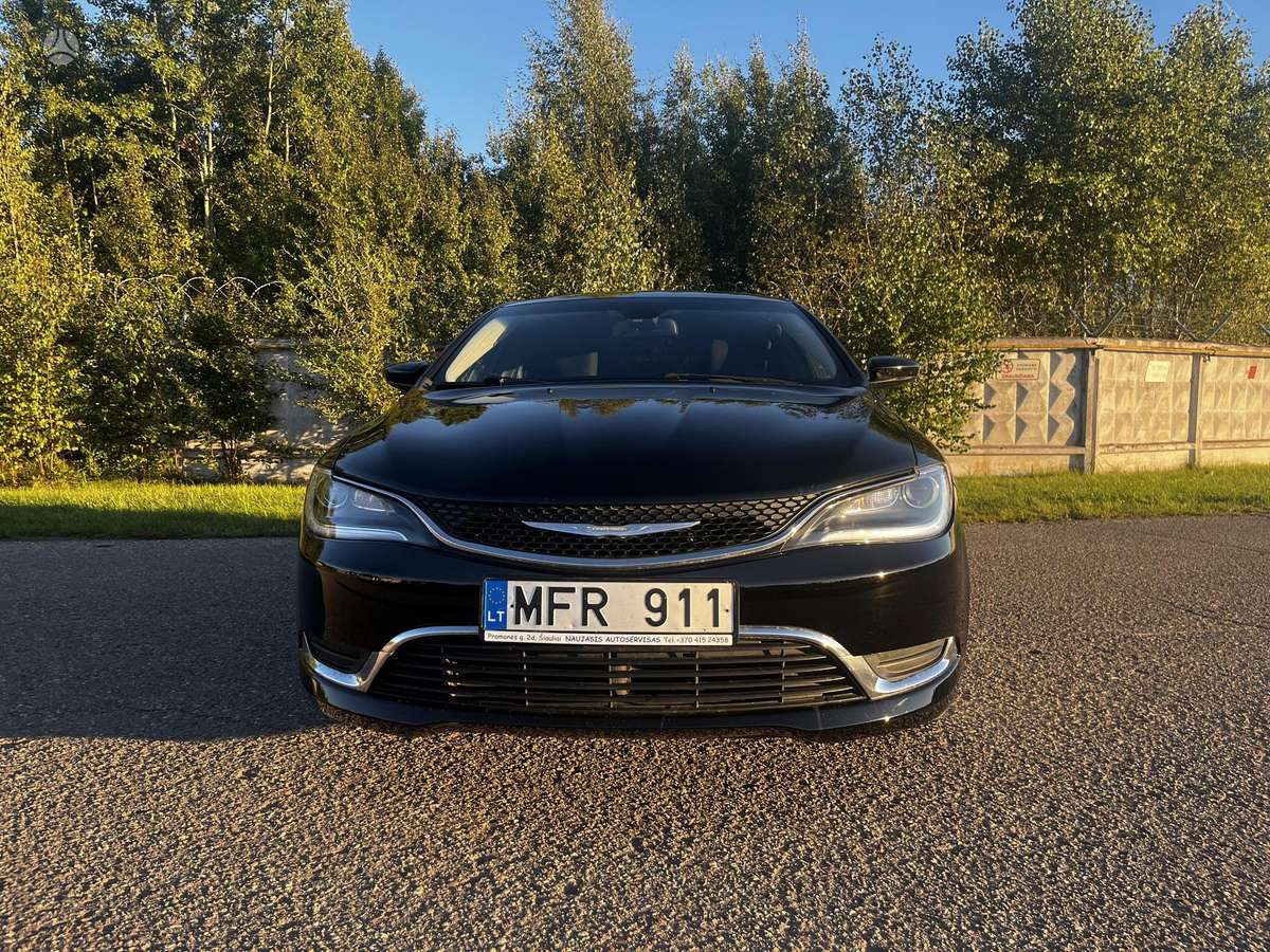 Chrysler 200, 2.4 l., Седан
