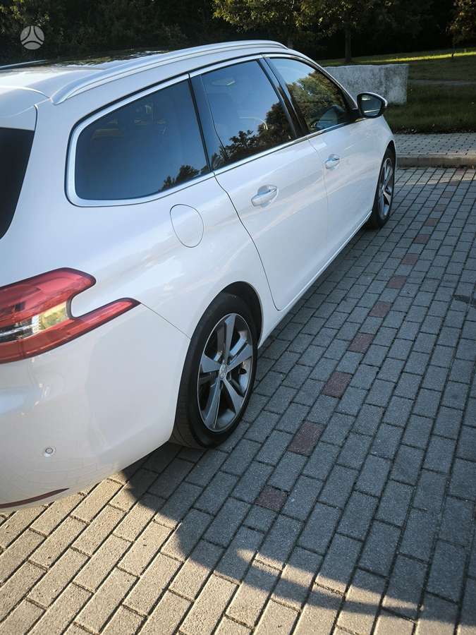 Peugeot 308 2015 — фото 24