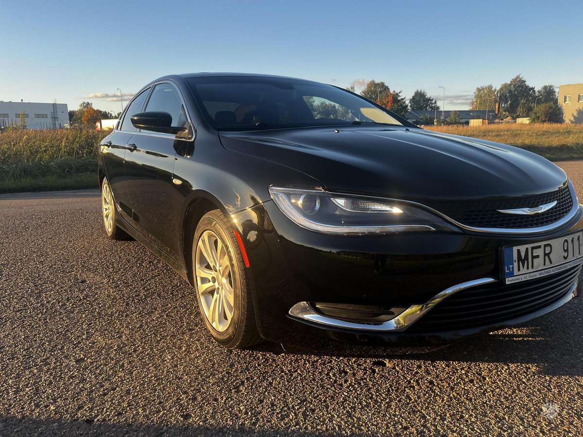 Chrysler 200, 2.4 l., Седан