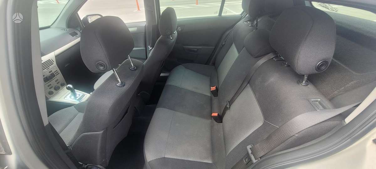 Opel Astra, 1.6 l., Хэтчбек