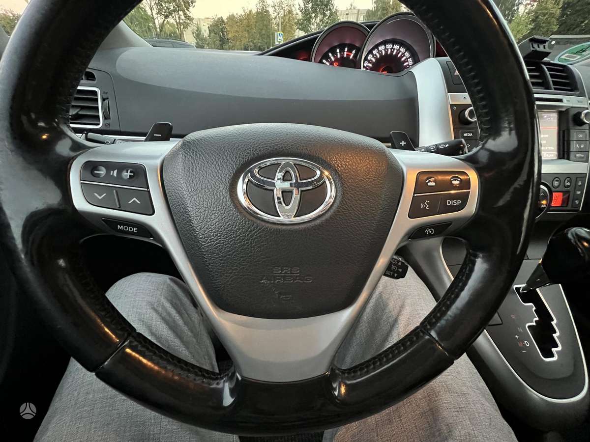 Toyota Verso 2014 — photo 11