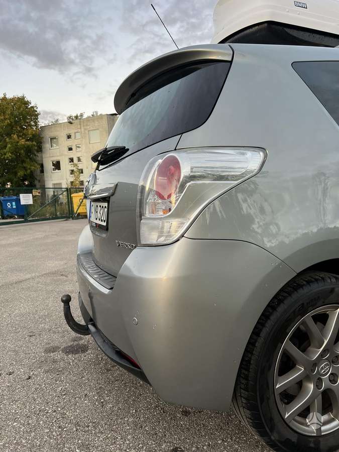 Toyota Verso 2014 — photo 16