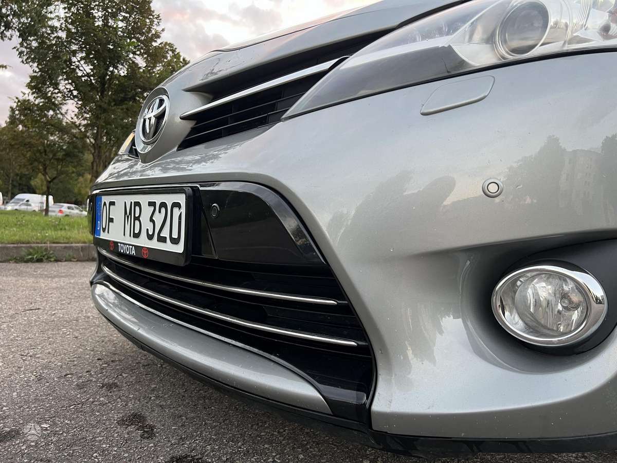 Toyota Verso 2014 — photo 22