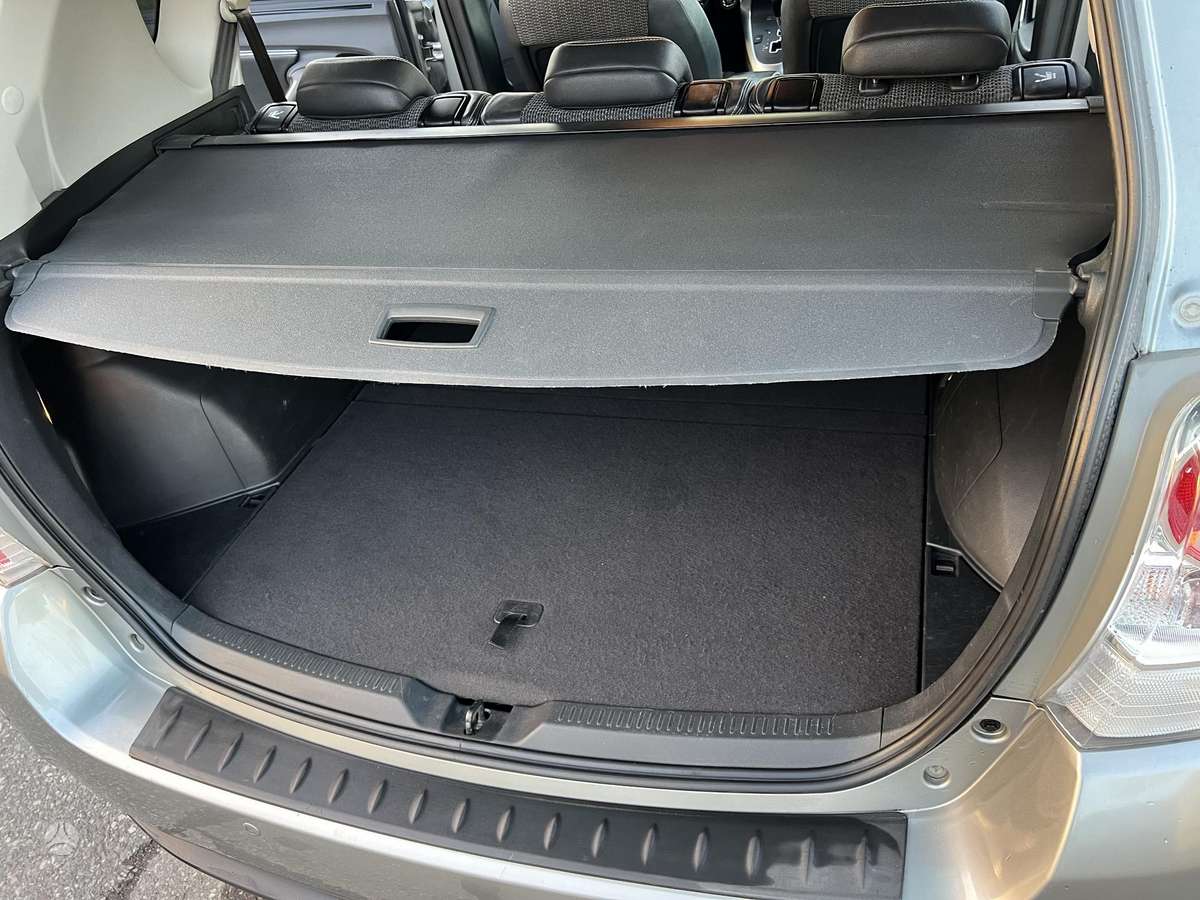 Toyota Verso 2014 — photo 40