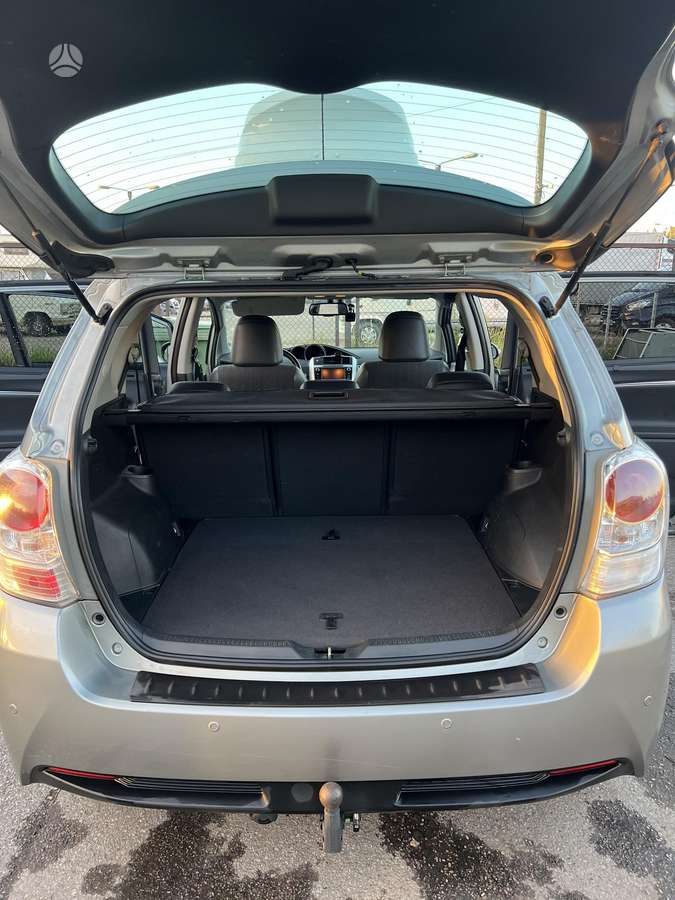 Toyota Verso 2014 — photo 43